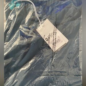 Mens figs brand pisco pant in size XL tall in Caribbean blue color. New w/ tags.